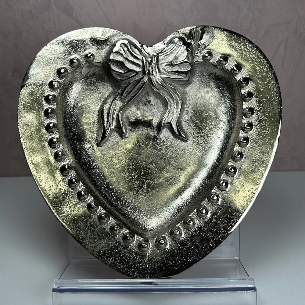 Silver Heart-Shaped Decorative Plate